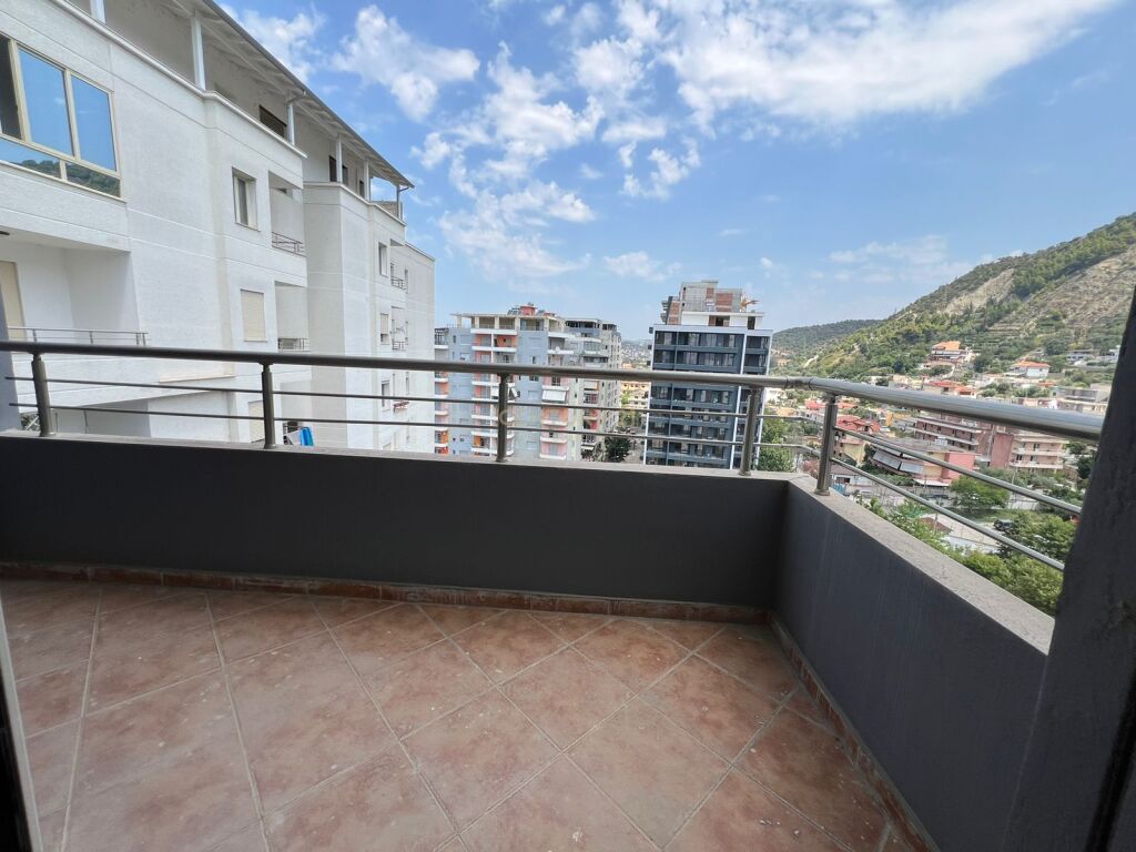 1+1 Wohnung zum Verkauf in Lungomare, Vlora!!