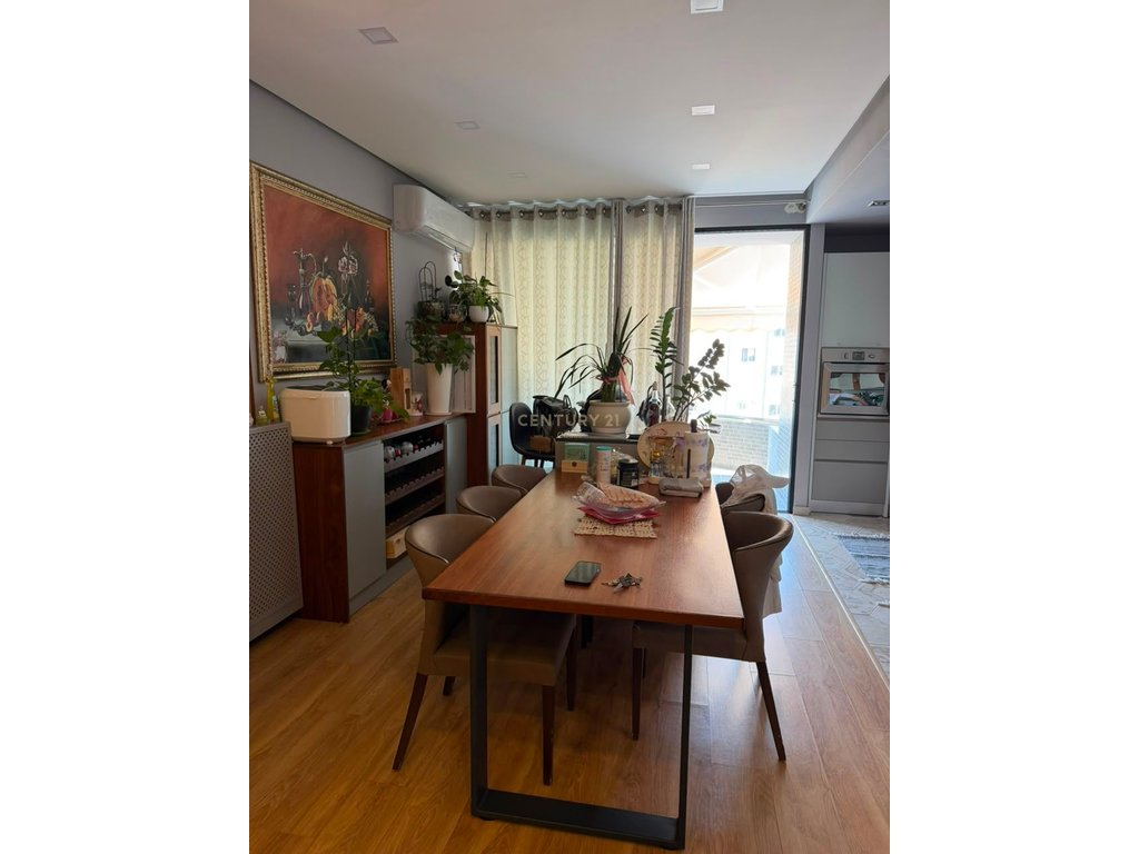Apartment 2+1+2 for Sale, 130 m² Net – Lungomare | Veranda, Balcony & Partial Sea View
