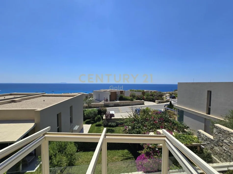 Vlore, shitet apartament 3+1+Ballkon Kati 1, 156 m² 750.000 € (DHERMI)