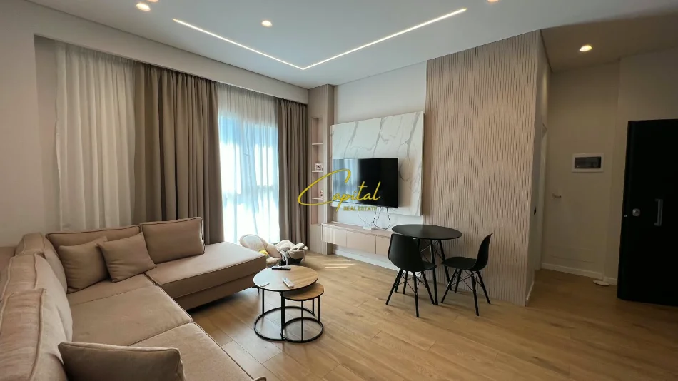 Vlore, 1+1 apartment for rent, 3rd Floor, 60 m² 700 € (VLORE)