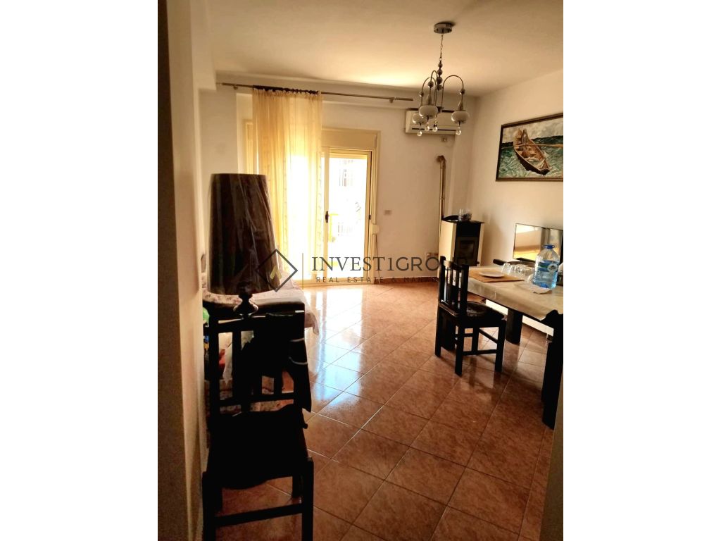 1+1 Apartment for sale in Lungomare, Vlorë