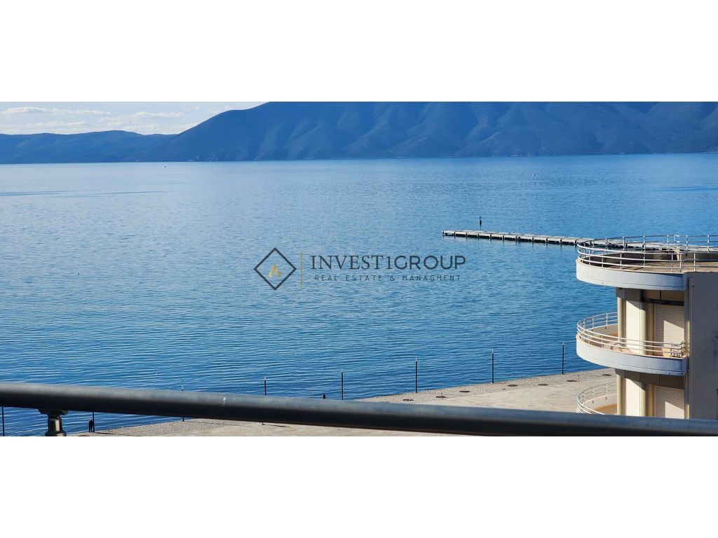House for sale - Lungomare, Vlore