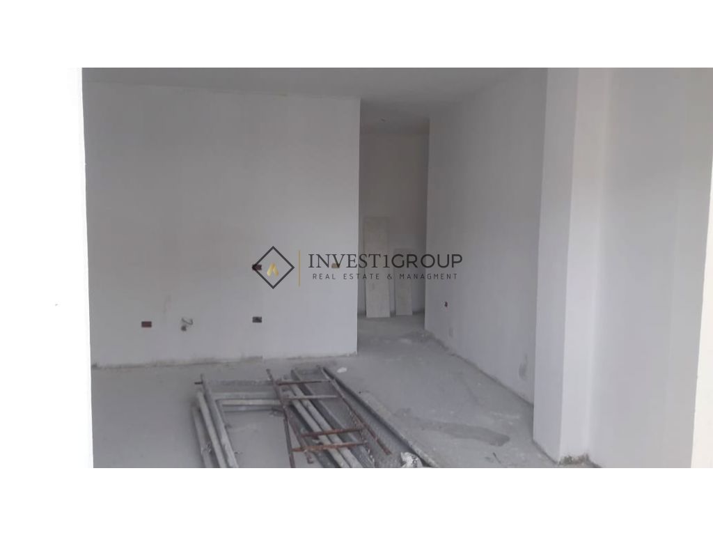 1+1 Apartment for Sale in Lungomare, Vlorë